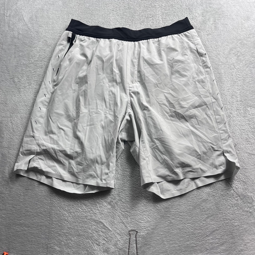 Ten Thousand Interval Short Mens Large Gray Lined Training Workout TTSH002V3